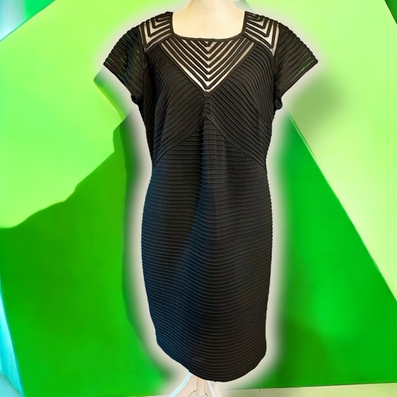 Calvin Klein ‘Plus Size Illusion Banded Sheath Dress’ in Black Size 16W - Picture 5 of 16